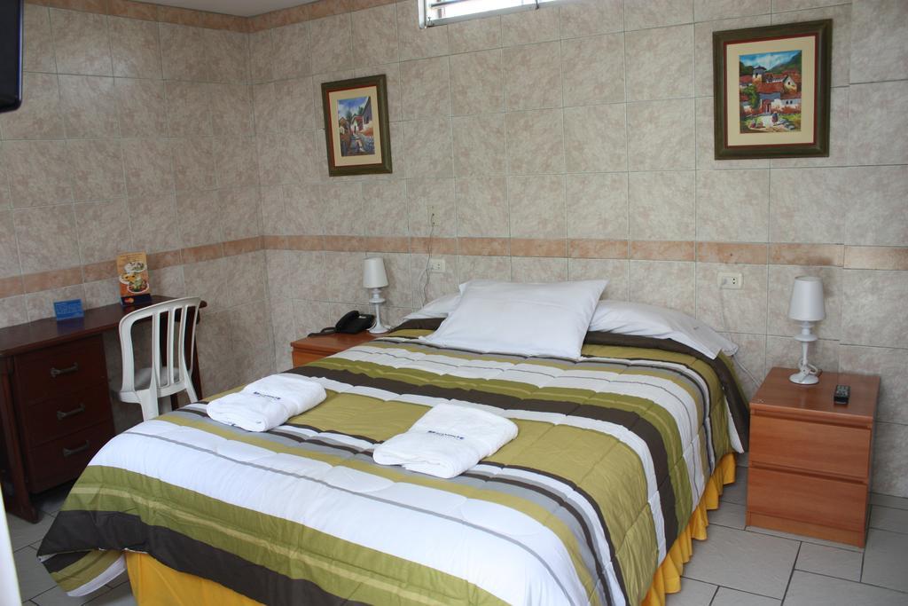 Hotel Bracamonte Huanchaco Zimmer foto