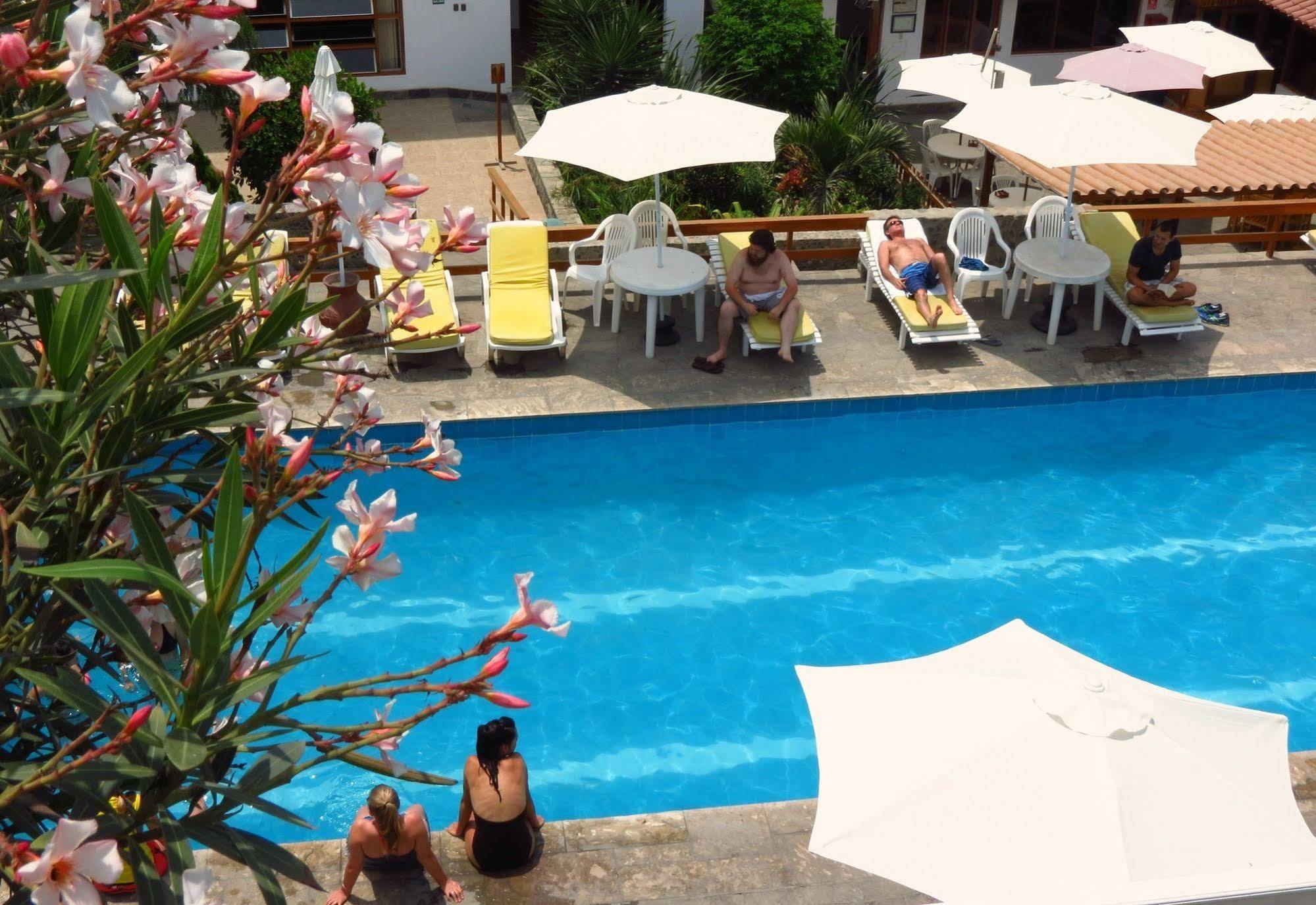 Hotel Bracamonte Huanchaco Exterior foto